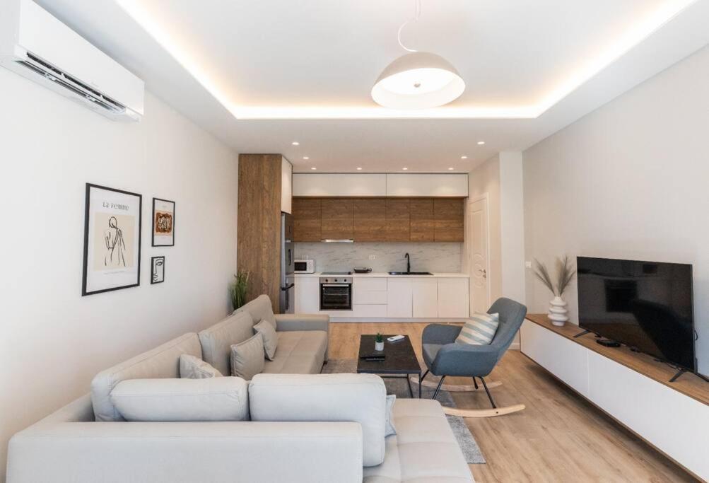 Green Leaf Apartment ティラナ エクステリア 写真